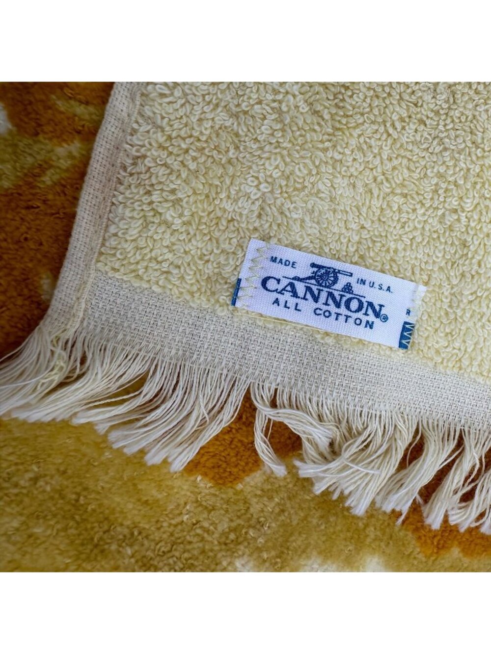 Vintage Yellow Rose Hand Towel Washcloth Set Cannon USA Cotton 70s Fringe Floral - Picture 6 of 10